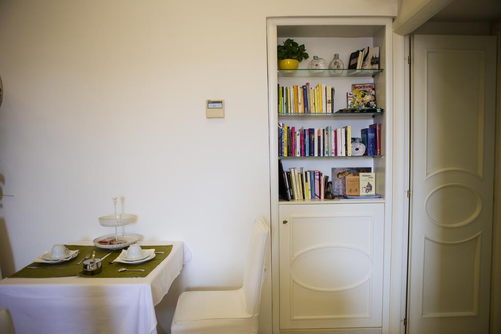 B&B Palazzo Ruffo Di Bagnara Naples Luaran gambar