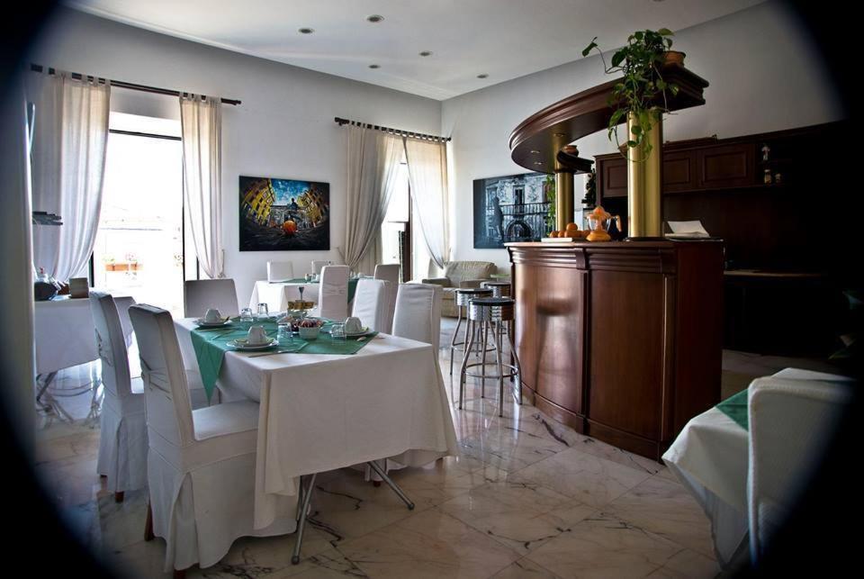 B&B Palazzo Ruffo Di Bagnara Naples Luaran gambar